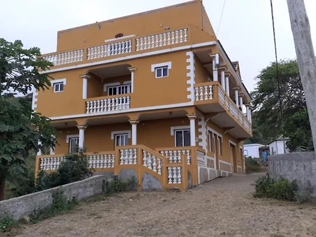 Residensia Ka Denxu Bed & Breakfast Vila Nova Sintra Cape Verde